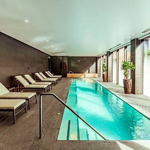 4* Hotel The Fellows House Cambridge, Curio Collection By Hilton